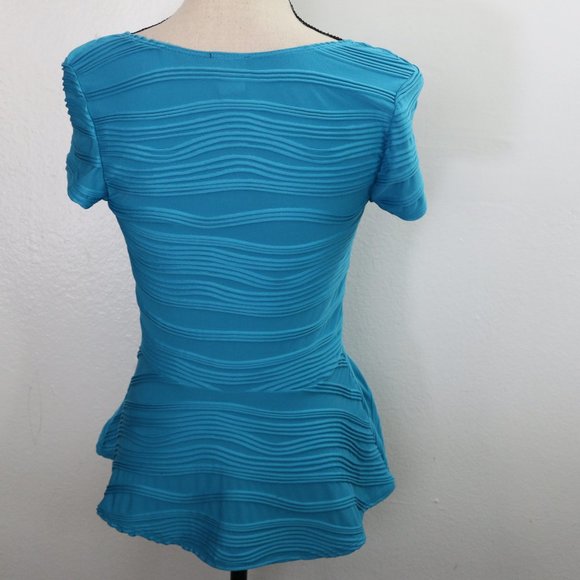 Alloy Apparel Teal Blue Peplum Style Short Sleeve Shirt - 3D Wavy Texture, Size - Picture 3 of 7